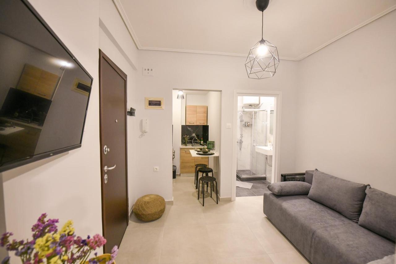 Modern, Comfortable Apartment, In The Heart Of The City_2 ลาริซา ภายนอก รูปภาพ